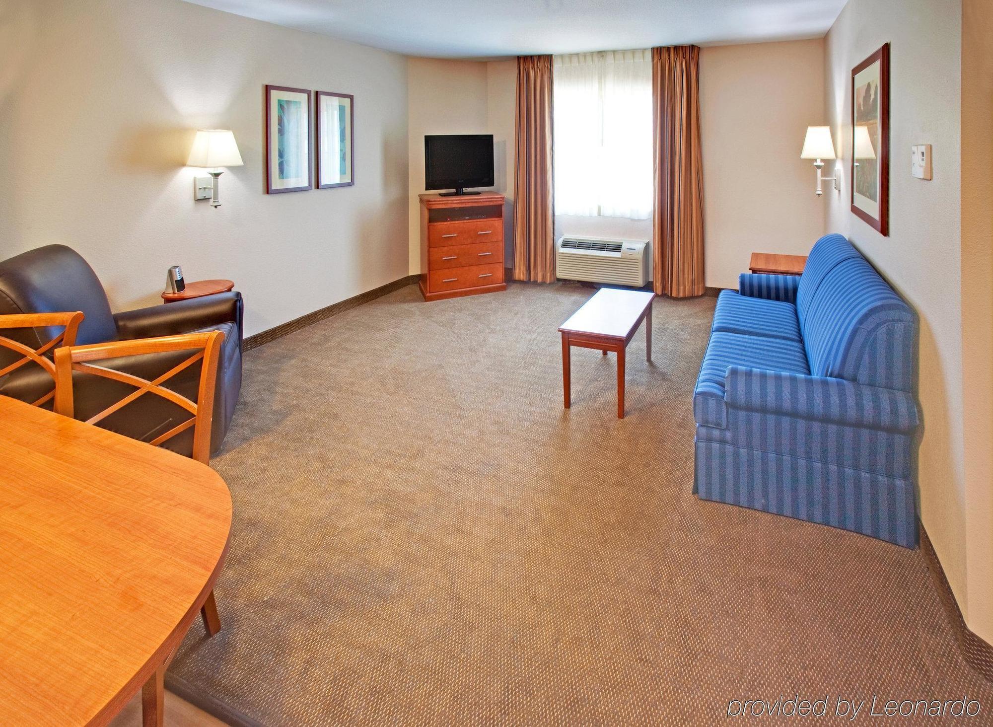 Candlewood Suites Bellevue Cameră foto